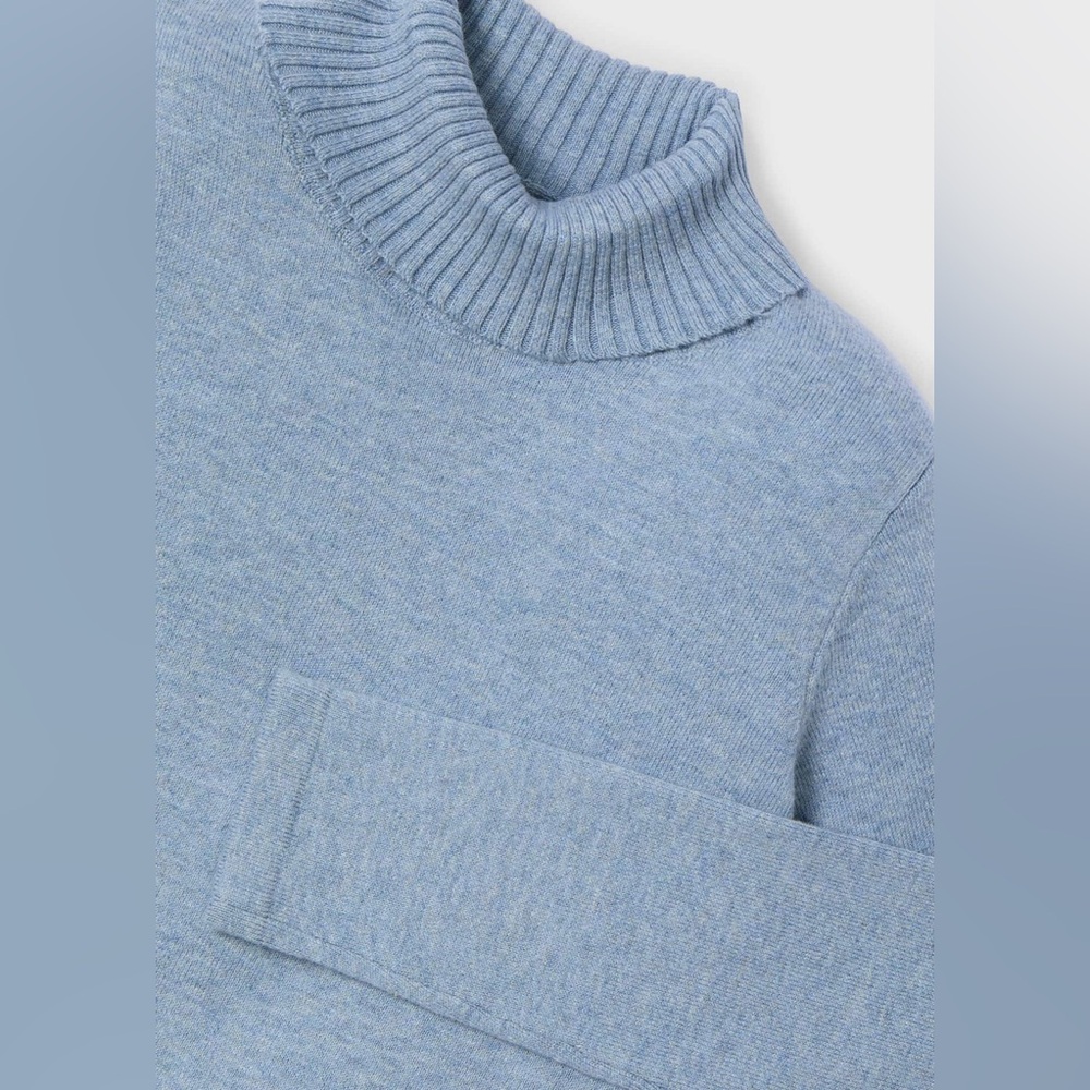 Zara Soft Blue Knit Sweater